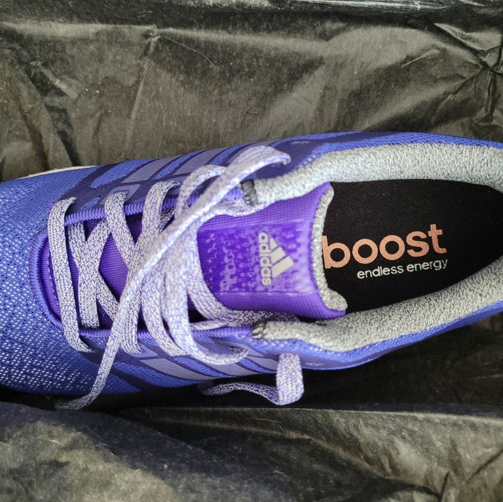 Womens Adidas Adistar boost runners size 7.5